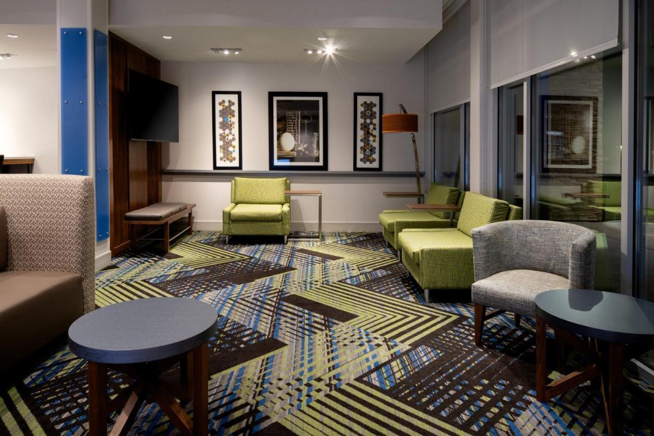 Holiday Inn Express & Suites - Bullhead City By Ihg Екстер'єр фото