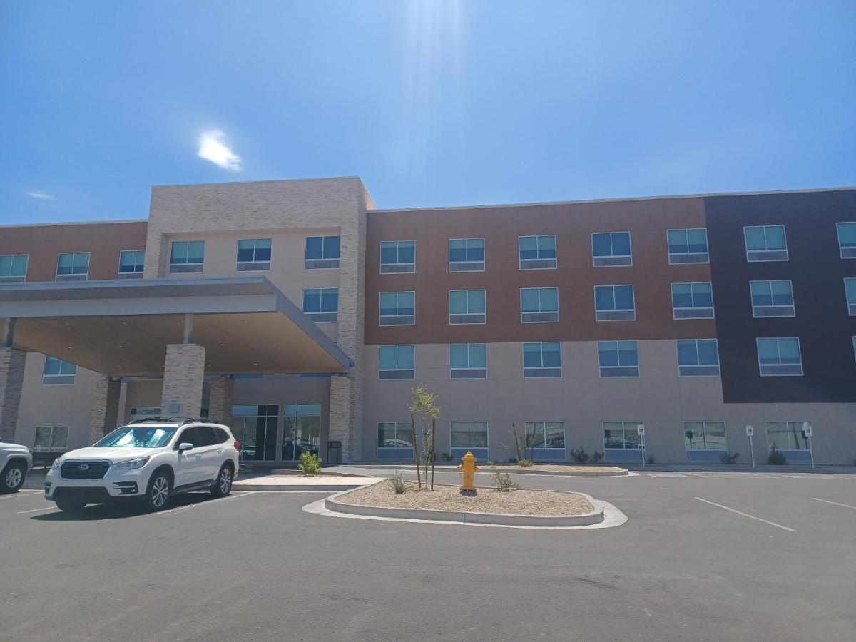 Holiday Inn Express & Suites - Bullhead City By Ihg Екстер'єр фото